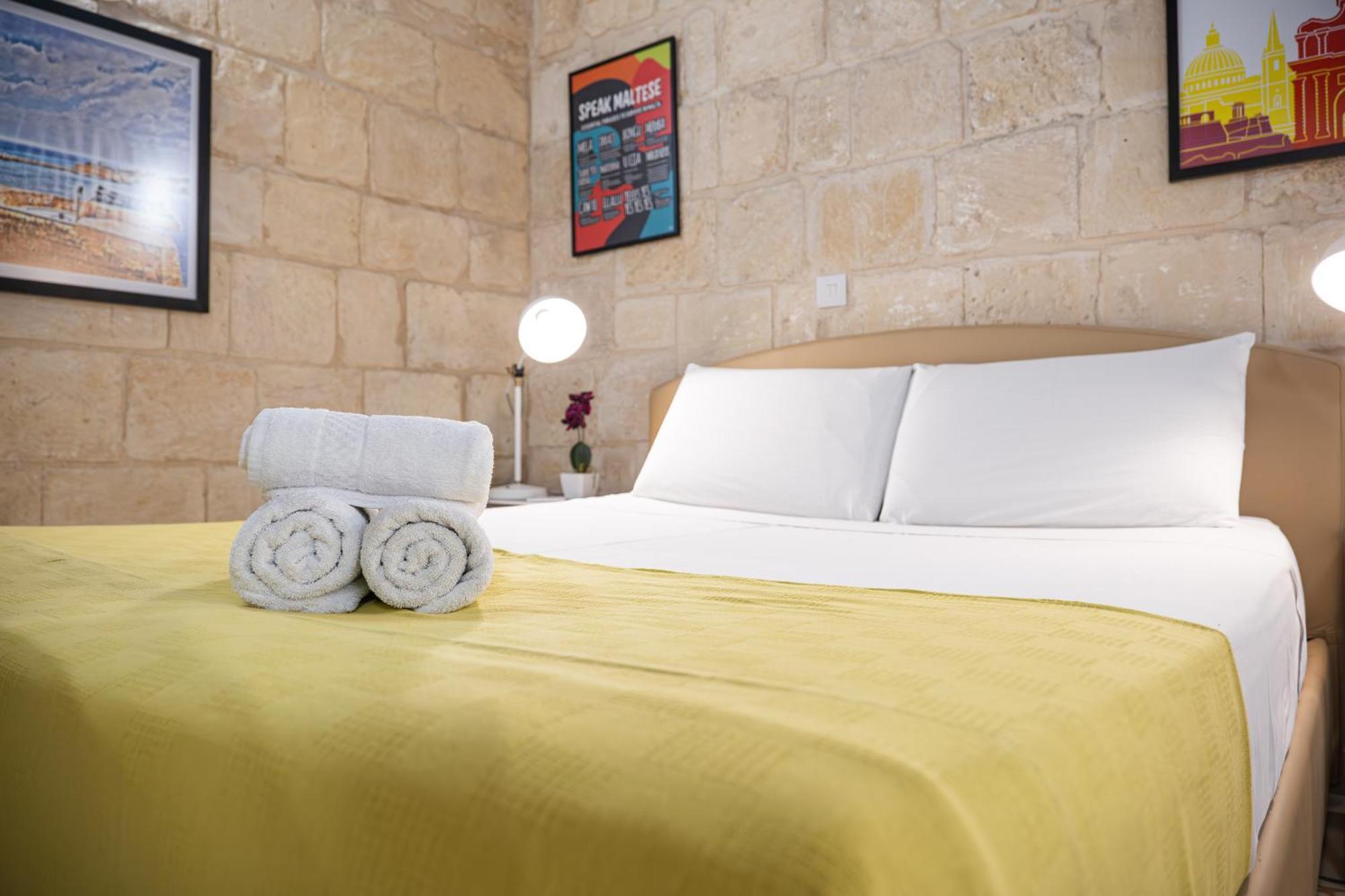 Casa San Carlo Valletta