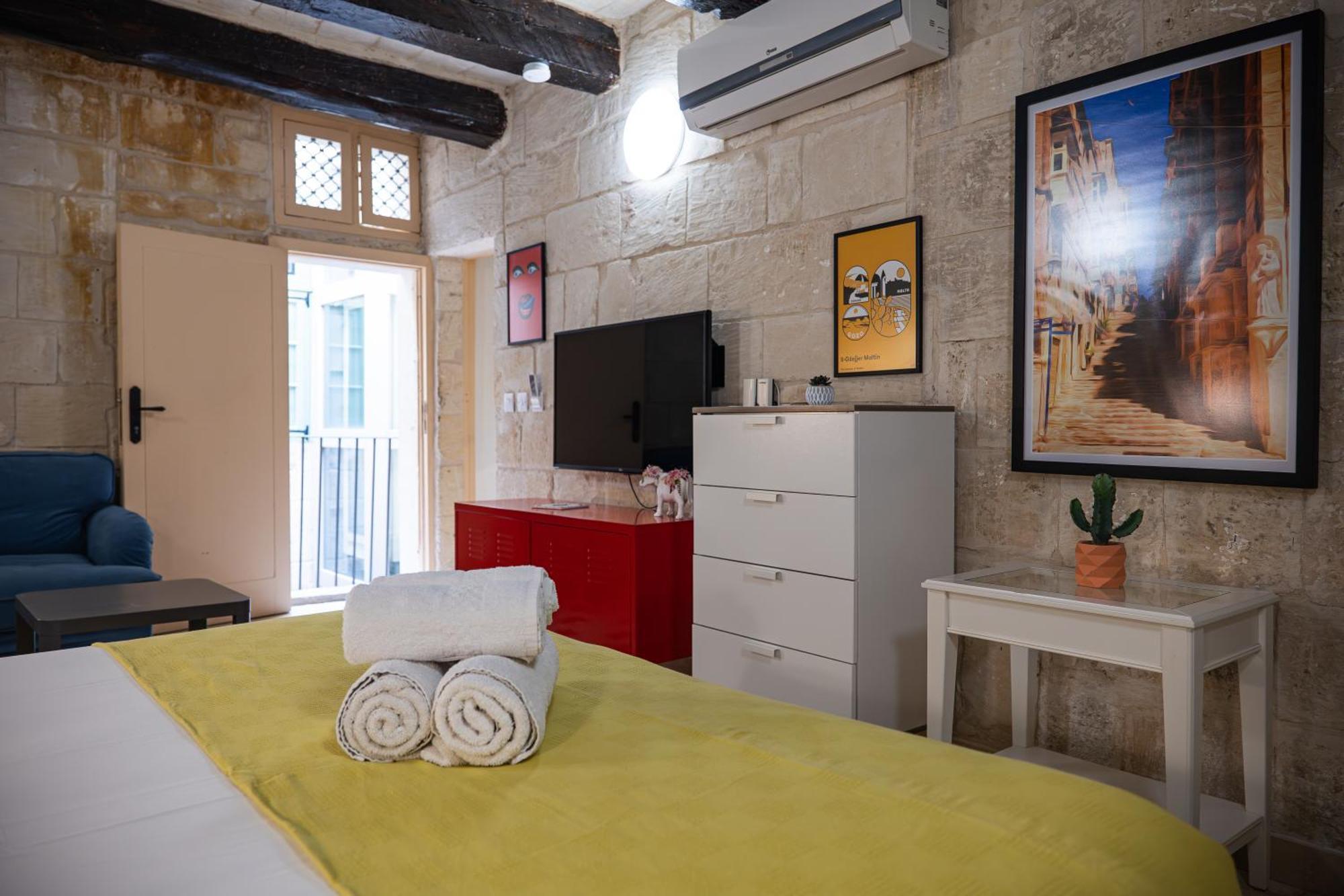 Apartment Casa San Carlo Valletta