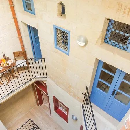 Casa San Carlo Apartment Valletta Exterior photo